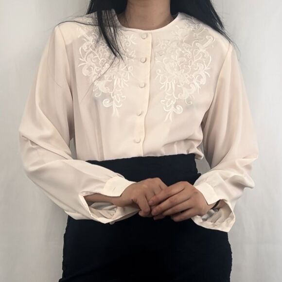 Vintage Jaclyn Smith Cream Chiffon Blouse with Embroidery - Picture 1 of 8